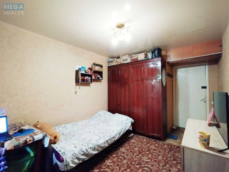 Продаж 3 кімнатної квартири (20,4/?/?), 3 пов. 9 пов. будинку, <a class="location-link" href="/kiev/" title="Недвижимость Київ">Київ</a>, <a class="location-link" href="/kiev/desnyanskij/" title="Недвижимость Деснянський район">Деснянський р-н</a>, Кубанської України  вул., 28 (изображение 8)