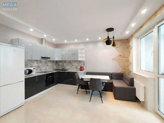 Оренда 1 кімнатної квартири, <a class="location-link" href="/kiev/" title="Недвижимость Київ">Київ</a>, <a class="location-link" href="/kiev/shevchenkovskij/" title="Недвижимость Шевченківський район">Шевченківський р-н</a>, Юрія Іллєнка вул., 51б (изображение 2)