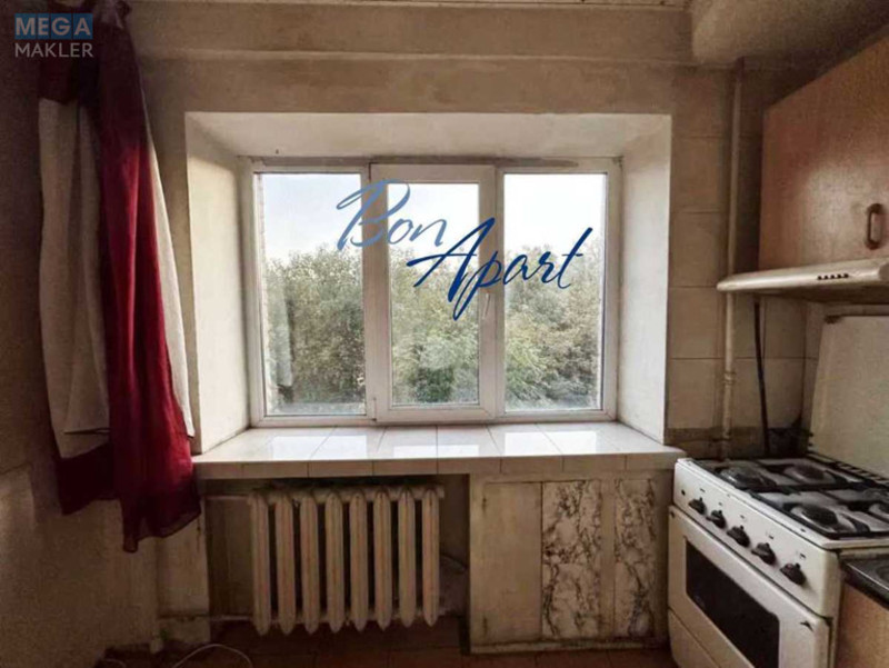 Продаж 1 кімнатної квартири (33/19/6,6), 5 пов. 9 пов. будинку, <a class="location-link" href="/kiev/" title="Недвижимость Київ">Київ</a>, <a class="location-link" href="/kiev/solomenskij/" title="Недвижимость Солом'янський район">Солом'янський р-н</a>, Чоколівський бульв., 19 (изображение 2)