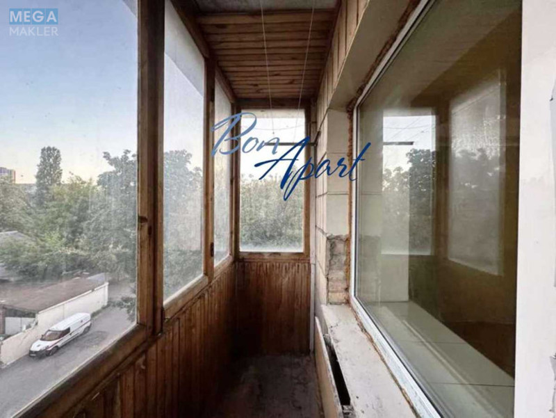 Продаж 1 кімнатної квартири (33/19/6,6), 5 пов. 9 пов. будинку, <a class="location-link" href="/kiev/" title="Недвижимость Київ">Київ</a>, <a class="location-link" href="/kiev/solomenskij/" title="Недвижимость Солом'янський район">Солом'янський р-н</a>, Чоколівський бульв., 19 (изображение 7)