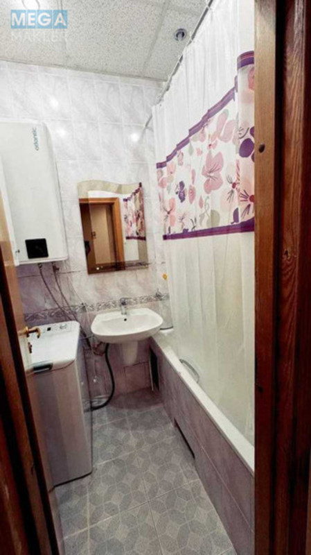 Продаж 3 кімнатної квартири (82/53/10), 2 пов. 5 пов. будинку, <a class="location-link" href="/kiev/" title="Недвижимость Київ">Київ</a>, <a class="location-link" href="/kiev/solomenskij/" title="Недвижимость Солом'янський район">Солом'янський р-н</a>, Іскрівська вул., 1 (изображение 16)