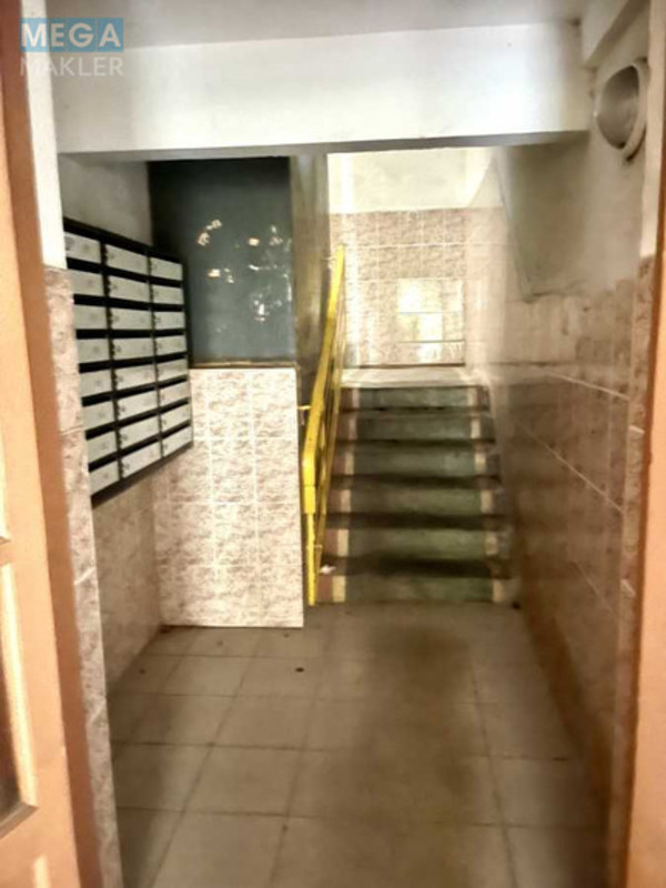 Оренда 2 кімнатної квартири, <a class="location-link" href="/kiev/" title="Недвижимость Київ">Київ</a>, <a class="location-link" href="/kiev/pecherskij/" title="Недвижимость Печерський район">Печерський р-н</a>, Велика Васильківська вул., 102 (изображение 18)