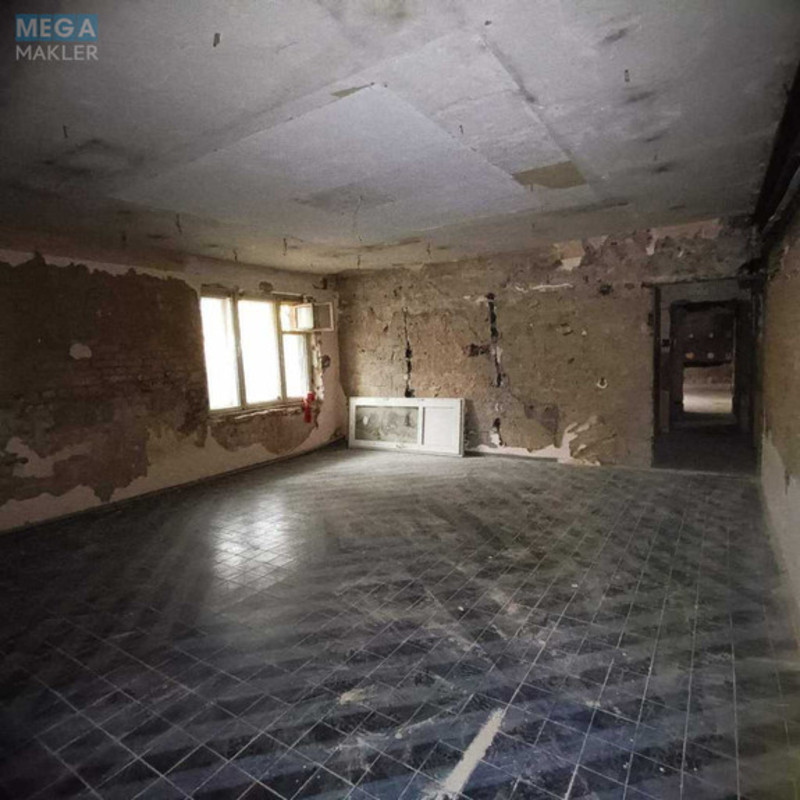 Продаж окремої будівлі/побудови, 270&nbsp;кв.м, <a class="location-link" href="/kiev/" title="Недвижимость Київ">Київ</a>, <a class="location-link" href="/kiev/pecherskij/" title="Недвижимость Печерський район">Печерський р-н</a>, Иоанна Павла ІІ ул., 10/3 (изображение 10)