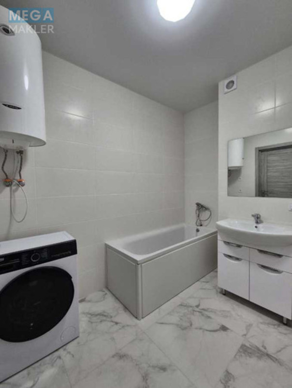 Оренда 1 кімнатної квартири, <a class="location-link" href="/kiev/" title="Недвижимость Київ">Київ</a>, <a class="location-link" href="/kiev/darnickij/" title="Недвижимость Дарницький район">Дарницький р-н</a>, Черниговская ул. (изображение 4)