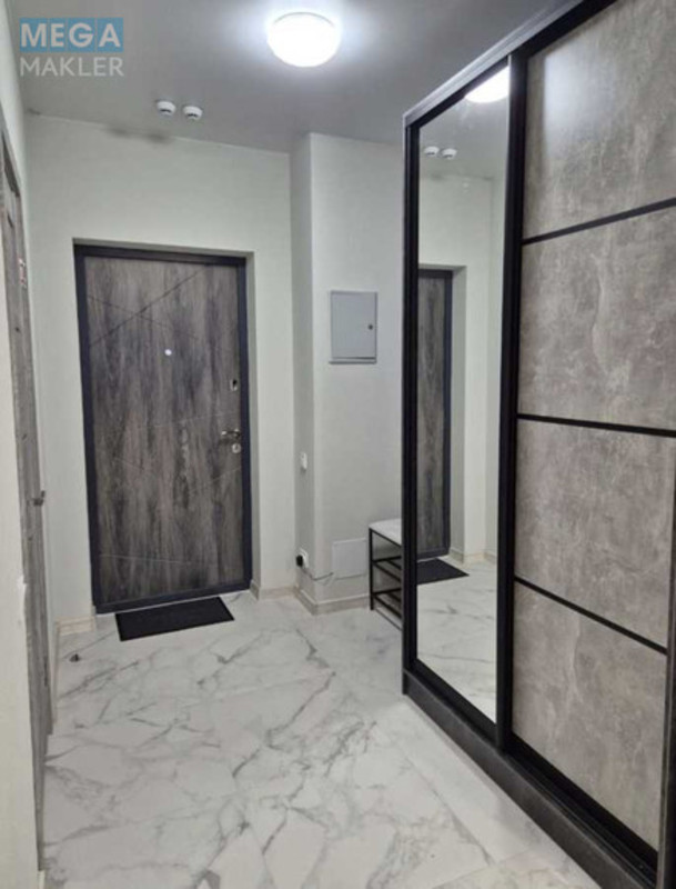 Оренда 1 кімнатної квартири, <a class="location-link" href="/kiev/" title="Недвижимость Київ">Київ</a>, <a class="location-link" href="/kiev/darnickij/" title="Недвижимость Дарницький район">Дарницький р-н</a>, Черниговская ул. (изображение 6)