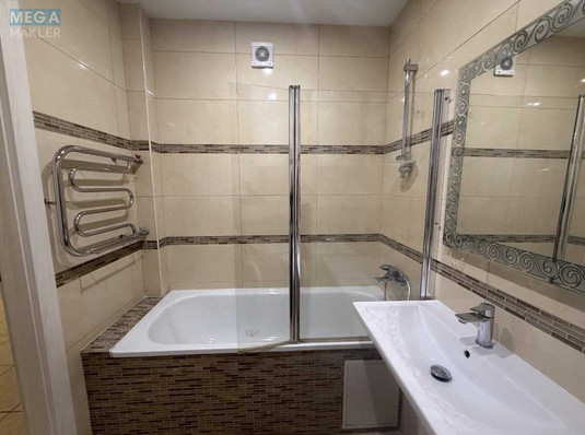 Оренда 2 кімнатної квартири, <a class="location-link" href="/kiev/" title="Недвижимость Київ">Київ</a>, <a class="location-link" href="/kiev/goloseevskij/" title="Недвижимость Голосіївський район">Голосіївський р-н</a>, Науки просп. (изображение 2)