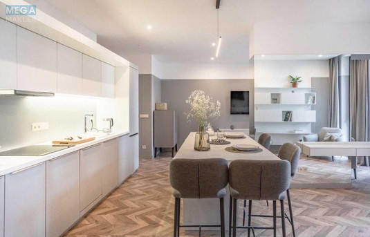 Оренда 3 кімнатної квартири, <a class="location-link" href="/kiev/" title="Недвижимость Київ">Київ</a>, <a class="location-link" href="/kiev/goloseevskij/" title="Недвижимость Голосіївський район">Голосіївський р-н</a>, Владимира Антоновича ул. (изображение 2)