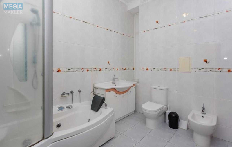 Продаж дома, 3&nbsp;поверху, 650&nbsp;кв.м, 5&nbsp;кімнат, ділянка 13&nbsp;соток, <a class="location-link" href="/kozin-selo-kv/" title="Недвижимость Козин">Козин</a>, Соловяненка (изображение 2)