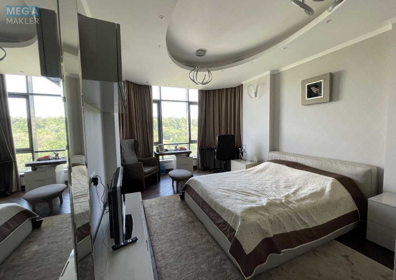 Продаж 4 кімнатної квартири (180/?/?), 9 пов. 25 пов. будинку, <a class="location-link" href="/kiev/" title="Недвижимость Київ">Київ</a>, <a class="location-link" href="/kiev/pecherskij/" title="Недвижимость Печерський район">Печерський р-н</a>, Болсуновская ул. (изображение 9)