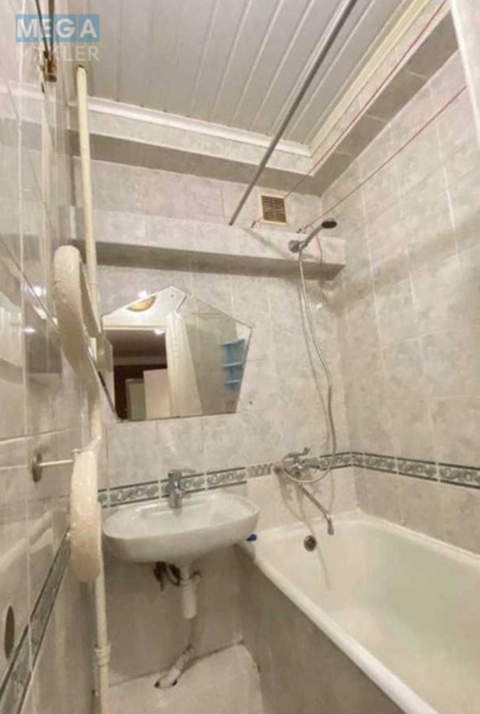 Продаж 2 кімнатної квартири (46/?/?), 1 пов. 9 пов. будинку, <a class="location-link" href="/kiev/" title="Недвижимость Київ">Київ</a>, <a class="location-link" href="/kiev/dneprovskij/" title="Недвижимость Дніпровський район">Дніпровський р-н</a>, Русанівська Набережна вул. (изображение 3)