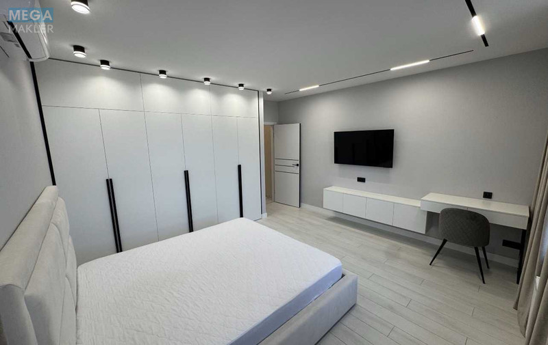 Оренда 3 кімнатної квартири, <a class="location-link" href="/kiev/" title="Недвижимость Київ">Київ</a>, <a class="location-link" href="/kiev/obolonskij/" title="Недвижимость Оболонський район">Оболонський р-н</a>, Гулака Николая ул. (изображение 6)