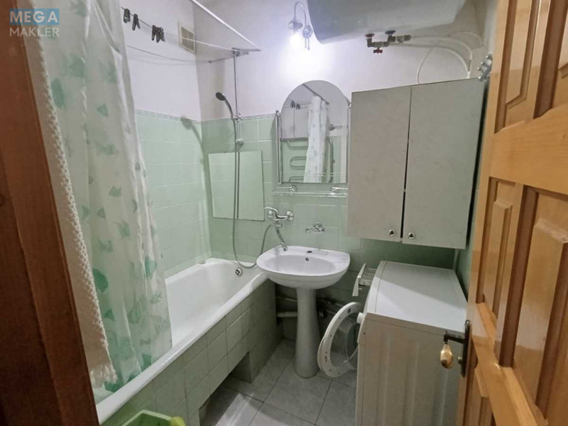 Оренда 3 кімнатної квартири, <a class="location-link" href="/odessa/" title="Недвижимость Одеса">Одеса</a>, <a class="location-link" href="/odessa/primorskij/" title="Недвижимость Приморський район">Приморський р-н</a>, Балковская, 3/1 (изображение 5)