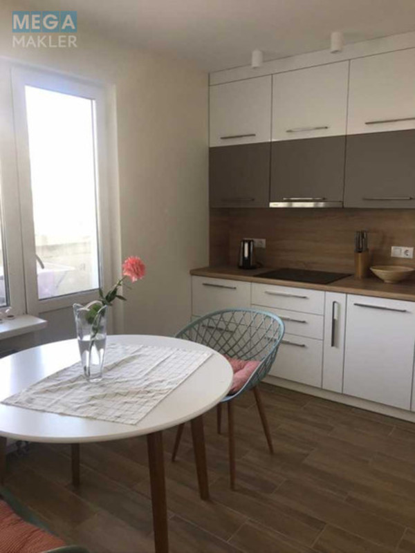 Оренда 1 кімнатної квартири, <a class="location-link" href="/kiev/" title="Недвижимость Київ">Київ</a>, <a class="location-link" href="/kiev/podolskij/" title="Недвижимость Подільський район">Подільський р-н</a>, Сергея Данченко вул., 28 (изображение 11)