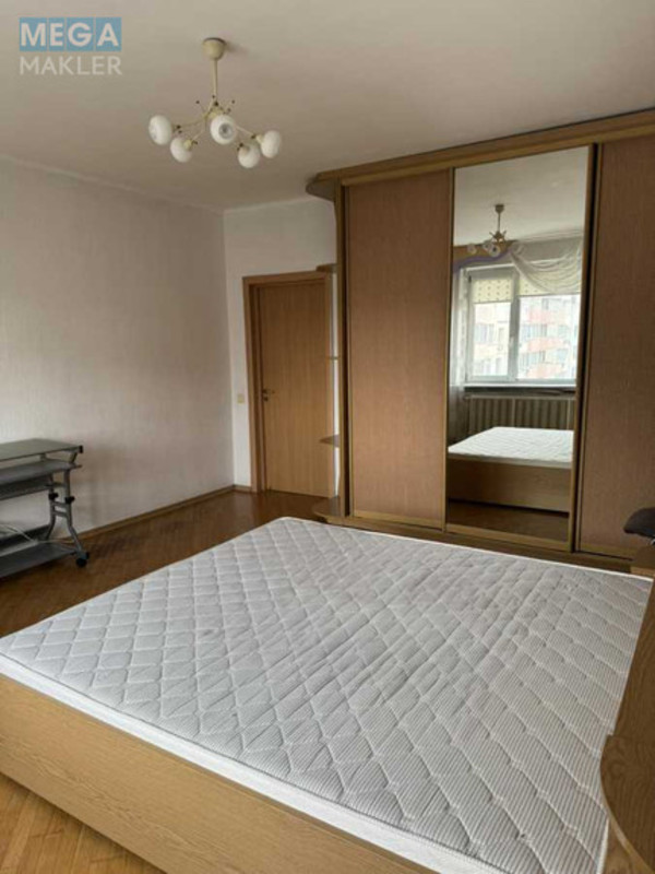 Оренда 3 кімнатної квартири, <a class="location-link" href="/kiev/" title="Недвижимость Київ">Київ</a>, <a class="location-link" href="/kiev/darnickij/" title="Недвижимость Дарницький район">Дарницький р-н</a>, Княжий Затон вул., 2/30 (изображение 5)