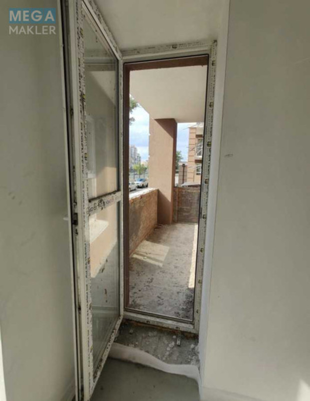 Продаж 1 кімнатної квартири (43/?/?), 1 пов. 10 пов. будинку, <a class="location-link" href="/kiev/" title="Недвижимость Київ">Київ</a>, <a class="location-link" href="/kiev/goloseevskij/" title="Недвижимость Голосіївський район">Голосіївський р-н</a>, Метрологическая ул. (изображение 3)