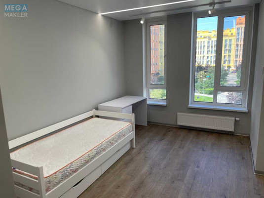 Продаж 3 кімнатної квартири (72/42/15), 3 пов. 9 пов. будинку, <a class="location-link" href="/kiev/" title="Недвижимость Київ">Київ</a>, <a class="location-link" href="/kiev/darnickij/" title="Недвижимость Дарницький район">Дарницький р-н</a>, Березневая ул., 12 (изображение 5)