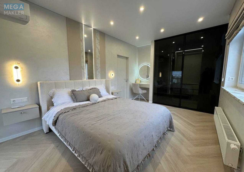 Продаж 2 кімнатної квартири (70/?/?), 12 пов. 16 пов. будинку, <a class="location-link" href="/kiev/" title="Недвижимость Київ">Київ</a>, <a class="location-link" href="/kiev/podolskij/" title="Недвижимость Подільський район">Подільський р-н</a>, Европейского Союза просп. (изображение 6)