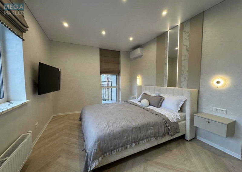 Продаж 2 кімнатної квартири (70/?/?), 12 пов. 16 пов. будинку, <a class="location-link" href="/kiev/" title="Недвижимость Київ">Київ</a>, <a class="location-link" href="/kiev/podolskij/" title="Недвижимость Подільський район">Подільський р-н</a>, Европейского Союза просп. (изображение 7)