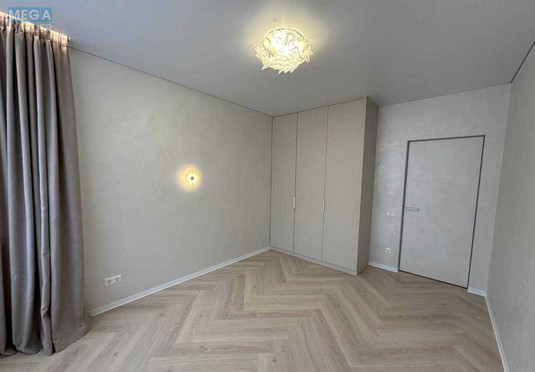 Продаж 2 кімнатної квартири (70/?/?), 12 пов. 16 пов. будинку, <a class="location-link" href="/kiev/" title="Недвижимость Київ">Київ</a>, <a class="location-link" href="/kiev/podolskij/" title="Недвижимость Подільський район">Подільський р-н</a>, Европейского Союза просп. (изображение 10)