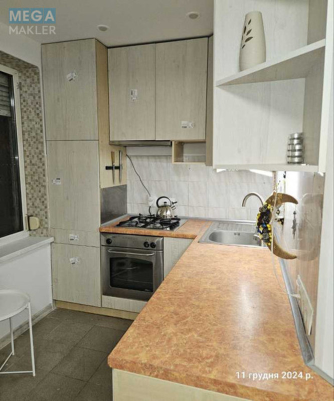 Оренда 3 кімнатної квартири, <a class="location-link" href="/kiev/" title="Недвижимость Київ">Київ</a>, <a class="location-link" href="/kiev/pecherskij/" title="Недвижимость Печерський район">Печерський р-н</a>, Михаила Бойчука ул., 13 (изображение 4)