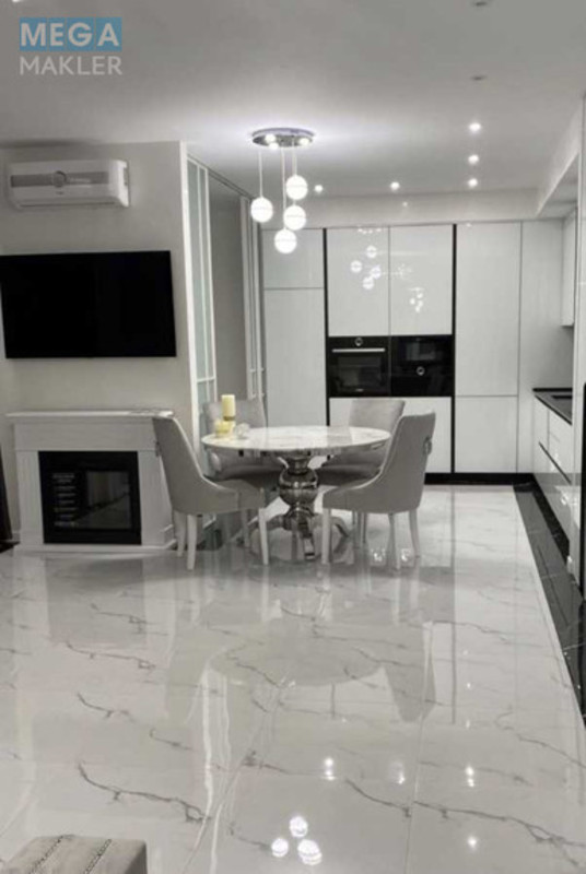 Оренда 3 кімнатної квартири, <a class="location-link" href="/kiev/" title="Недвижимость Київ">Київ</a>, <a class="location-link" href="/kiev/pecherskij/" title="Недвижимость Печерський район">Печерський р-н</a>, Джона Маккейна ул. (изображение 2)