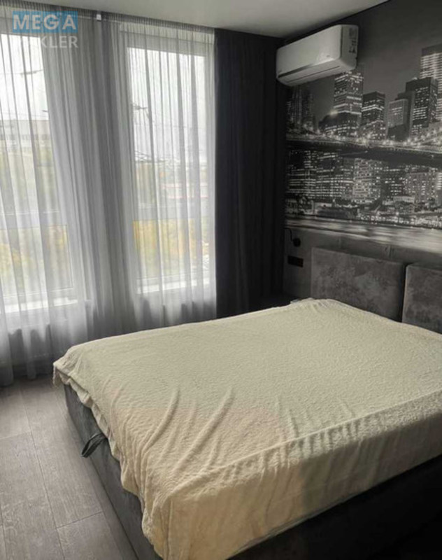 Оренда 3 кімнатної квартири, <a class="location-link" href="/kiev/" title="Недвижимость Київ">Київ</a>, <a class="location-link" href="/kiev/svyatoshinskij/" title="Недвижимость Святошинський район">Святошинський р-н</a>, Берестейский просп. (изображение 3)