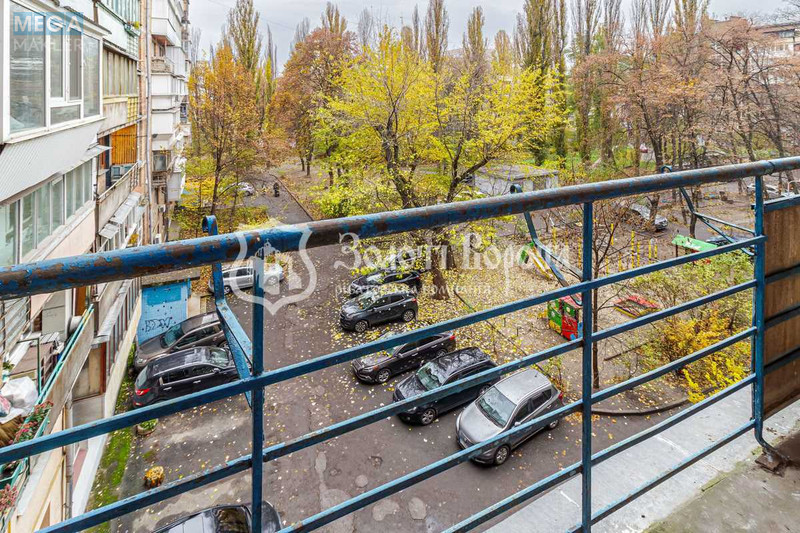 Продаж 1 кімнатної квартири (31,9/16/6,3), 5 пов. 9 пов. будинку, <a class="location-link" href="/kiev/" title="Недвижимость Київ">Київ</a>, <a class="location-link" href="/kiev/solomenskij/" title="Недвижимость Солом'янський район">Солом'янський р-н</a>, Повітрофлотський просп., 52 (изображение 4)