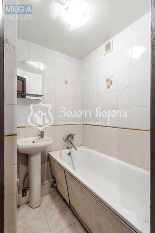 Продаж 1 кімнатної квартири (31,9/16/6,3), 5 пов. 9 пов. будинку, <a class="location-link" href="/kiev/" title="Недвижимость Київ">Київ</a>, <a class="location-link" href="/kiev/solomenskij/" title="Недвижимость Солом'янський район">Солом'янський р-н</a>, Повітрофлотський просп., 52 (изображение 10)