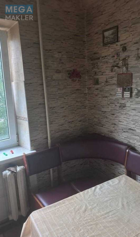 Продаж 2 кімнатної квартири (47/30/7), 3 пов. 9 пов. будинку, <a class="location-link" href="/kiev/" title="Недвижимость Київ">Київ</a>, <a class="location-link" href="/kiev/dneprovskij/" title="Недвижимость Дніпровський район">Дніпровський р-н</a>, Энтузиастов ул., 25 (изображение 3)