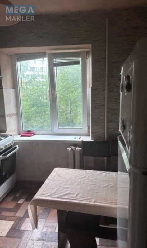 Продаж 2 кімнатної квартири (47/30/7), 3 пов. 9 пов. будинку, <a class="location-link" href="/kiev/" title="Недвижимость Київ">Київ</a>, <a class="location-link" href="/kiev/dneprovskij/" title="Недвижимость Дніпровський район">Дніпровський р-н</a>, Энтузиастов ул., 25 (изображение 4)