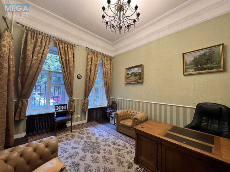 Продаж 3 кімнатної квартири (110/60/15), 1 пов. 4 пов. будинку, <a class="location-link" href="/kiev/" title="Недвижимость Київ">Київ</a>, <a class="location-link" href="/kiev/pecherskij/" title="Недвижимость Печерський район">Печерський р-н</a>, Ольгинська вул., 2/1 (изображение 9)