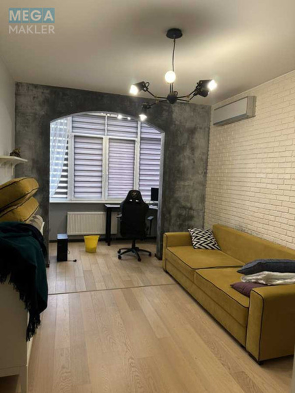 Оренда 4 кімнатні квартири, <a class="location-link" href="/kiev/" title="Недвижимость Київ">Київ</a>, <a class="location-link" href="/kiev/solomenskij/" title="Недвижимость Солом'янський район">Солом'янський р-н</a>, Генерала Шаповала вул., 2а (изображение 19)