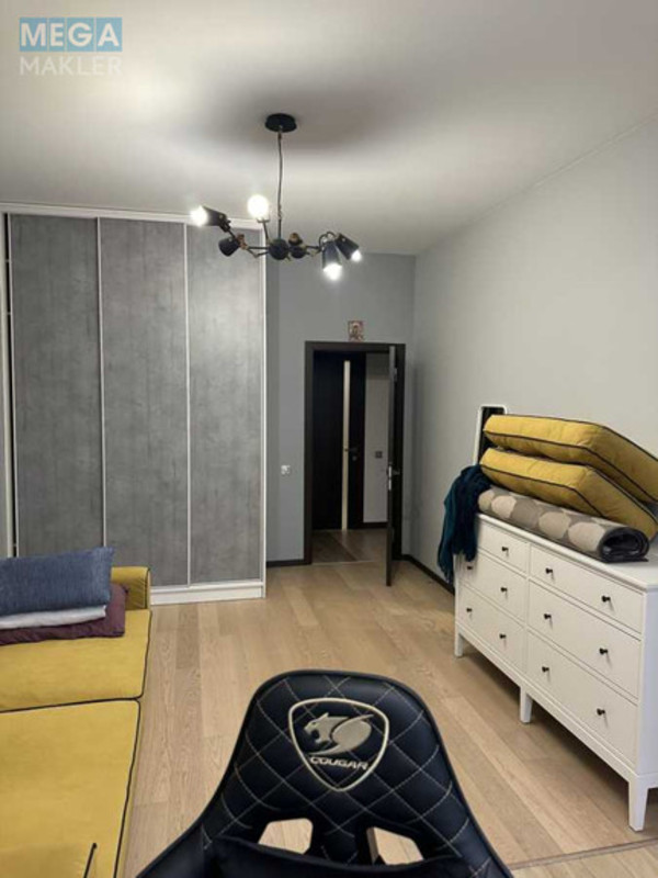 Оренда 4 кімнатні квартири, <a class="location-link" href="/kiev/" title="Недвижимость Київ">Київ</a>, <a class="location-link" href="/kiev/solomenskij/" title="Недвижимость Солом'янський район">Солом'янський р-н</a>, Генерала Шаповала вул., 2а (изображение 21)