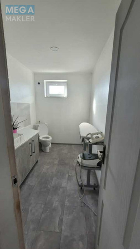 Продаж дома, 2&nbsp;поверху, 180&nbsp;кв.м, 5&nbsp;кімнат, ділянка 8&nbsp;соток, <a class="location-link" href="/tarasovka-selo-kv-kievo-svyatoshinskij-rajon/" title="Недвижимость Тарасівка">Тарасівка</a>, дубінчук (изображение 9)