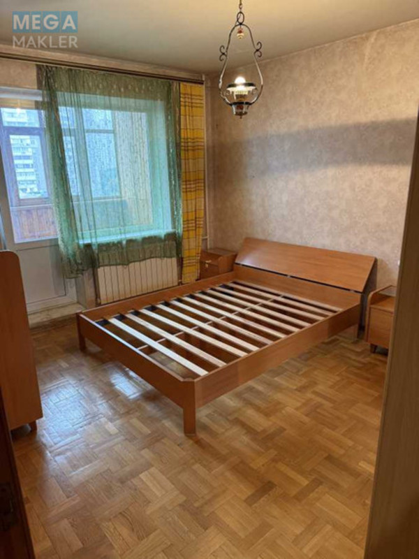 Продаж 3 кімнатної квартири (86/48/9), 6 пов. 15 пов. будинку, <a class="location-link" href="/kiev/" title="Недвижимость Київ">Київ</a>, <a class="location-link" href="/kiev/darnickij/" title="Недвижимость Дарницький район">Дарницький р-н</a>, Анни Ахматової вул., 15 (изображение 16)