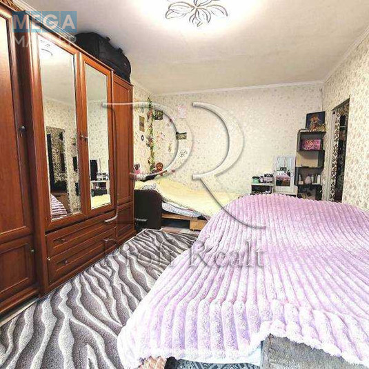 Продаж 1 кімнатної квартири (38/19/8), 1 пов. 9 пов. будинку, <a class="location-link" href="/kiev/" title="Недвижимость Київ">Київ</a>, <a class="location-link" href="/kiev/svyatoshinskij/" title="Недвижимость Святошинський район">Святошинський р-н</a>, Булгакова вулиця, 8А (изображение 2)