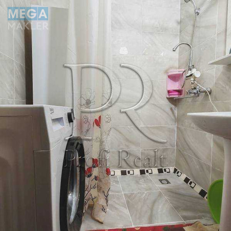 Продаж 1 кімнатної квартири (38/19/8), 1 пов. 9 пов. будинку, <a class="location-link" href="/kiev/" title="Недвижимость Київ">Київ</a>, <a class="location-link" href="/kiev/svyatoshinskij/" title="Недвижимость Святошинський район">Святошинський р-н</a>, Булгакова вулиця, 8А (изображение 10)