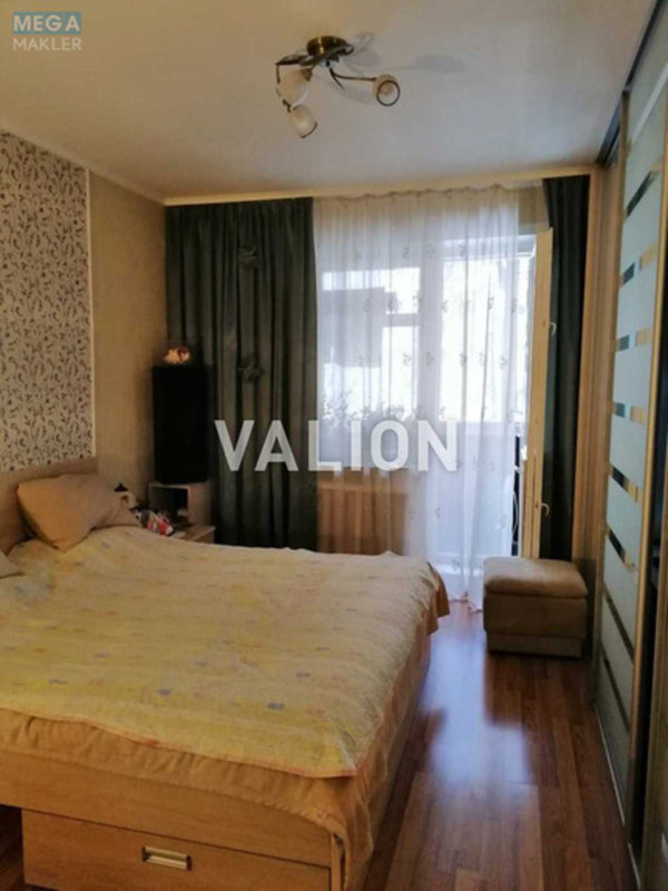 Продаж 3 кімнатної квартири (69/?/10), 1 пов. 9 пов. будинку, <a class="location-link" href="/kiev/" title="Недвижимость Київ">Київ</a>, <a class="location-link" href="/kiev/svyatoshinskij/" title="Недвижимость Святошинський район">Святошинський р-н</a>, Академіка Палладіна просп., 24 (изображение 3)