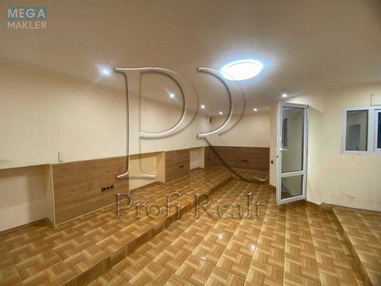 Продаж комерційної нерухомості, 40&nbsp;кв.м, под магазин, <a class="location-link" href="/kiev/" title="Недвижимость Київ">Київ</a>, <a class="location-link" href="/kiev/podolskij/" title="Недвижимость Подільський район">Подільський р-н</a>, Почайнинська вул., 57/59 (изображение 4)