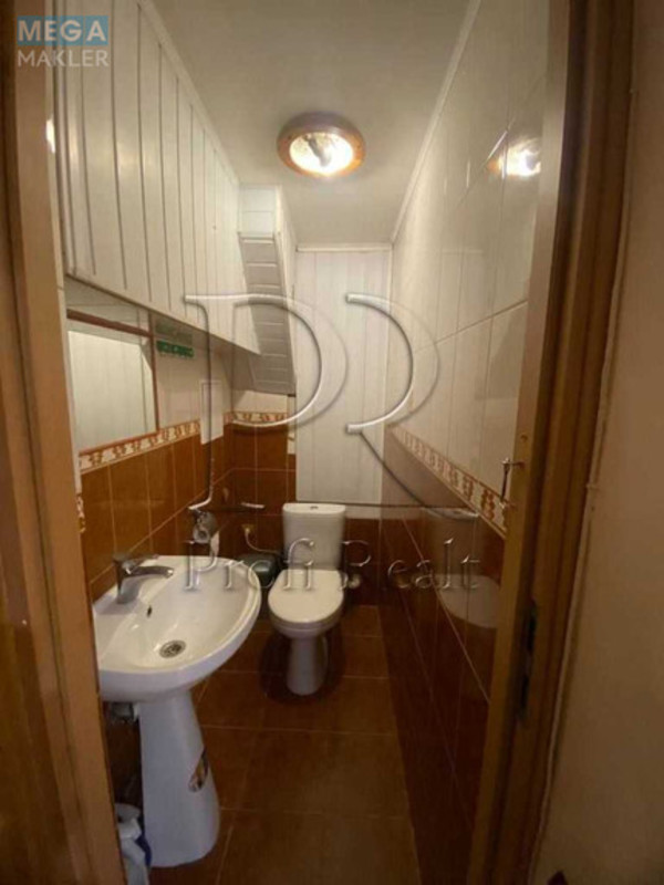 Продаж комерційної нерухомості, 40&nbsp;кв.м, под магазин, <a class="location-link" href="/kiev/" title="Недвижимость Київ">Київ</a>, <a class="location-link" href="/kiev/podolskij/" title="Недвижимость Подільський район">Подільський р-н</a>, Почайнинська вул., 57/59 (изображение 16)