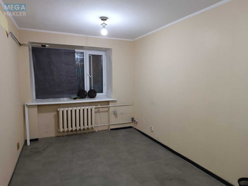 Оренда комерційної нерухомості, 28&nbsp;кв.м, под офис, <a class="location-link" href="/kiev/" title="Недвижимость Київ">Київ</a>, <a class="location-link" href="/kiev/solomenskij/" title="Недвижимость Солом'янський район">Солом'янський р-н</a>, Стадионная ул., 21 (изображение 2)