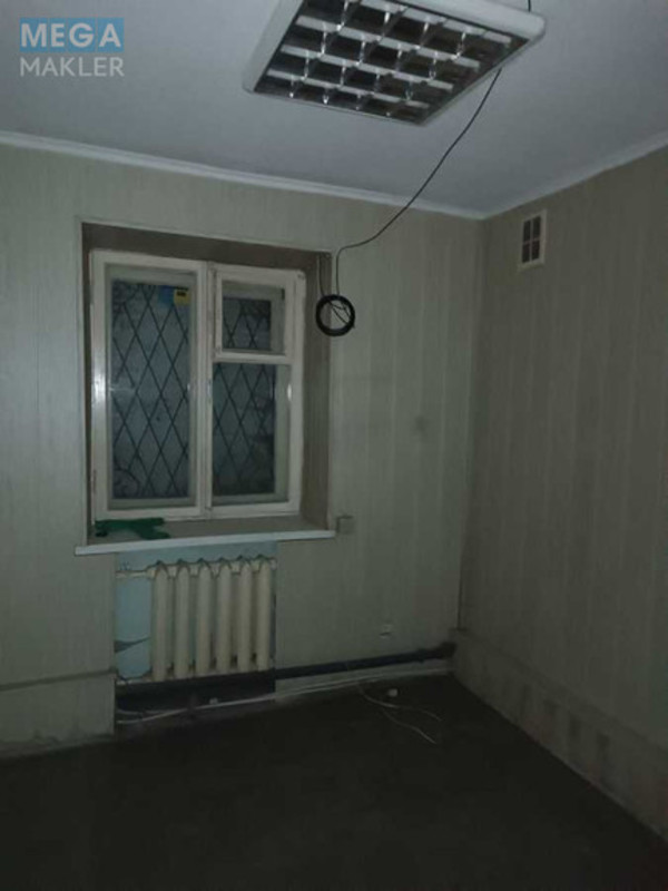 Оренда комерційної нерухомості, 28&nbsp;кв.м, под офис, <a class="location-link" href="/kiev/" title="Недвижимость Київ">Київ</a>, <a class="location-link" href="/kiev/solomenskij/" title="Недвижимость Солом'янський район">Солом'янський р-н</a>, Стадионная ул., 21 (изображение 3)