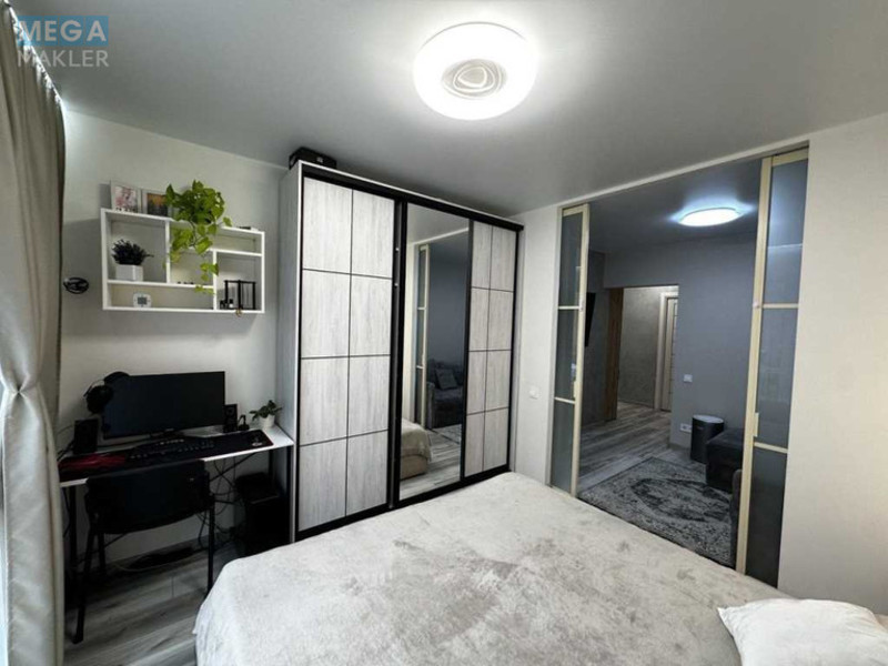 Продаж 2 кімнатної квартири (56/29/10), 2 пов. 6 пов. будинку, <a class="location-link" href="/kiev/" title="Недвижимость Київ">Київ</a>, <a class="location-link" href="/kiev/svyatoshinskij/" title="Недвижимость Святошинський район">Святошинський р-н</a>, Стеценко ул., 75К (изображение 3)