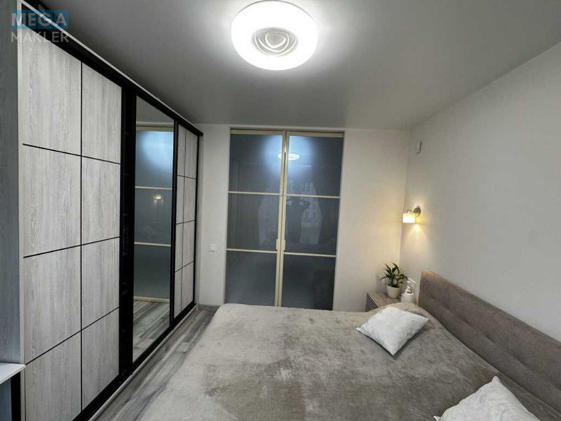 Продаж 2 кімнатної квартири (56/29/10), 2 пов. 6 пов. будинку, <a class="location-link" href="/kiev/" title="Недвижимость Київ">Київ</a>, <a class="location-link" href="/kiev/svyatoshinskij/" title="Недвижимость Святошинський район">Святошинський р-н</a>, Стеценко ул., 75К (изображение 5)