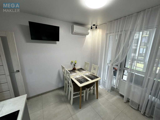 Продаж 2 кімнатної квартири (56/29/10), 2 пов. 6 пов. будинку, <a class="location-link" href="/kiev/" title="Недвижимость Київ">Київ</a>, <a class="location-link" href="/kiev/svyatoshinskij/" title="Недвижимость Святошинський район">Святошинський р-н</a>, Стеценко ул., 75К (изображение 12)