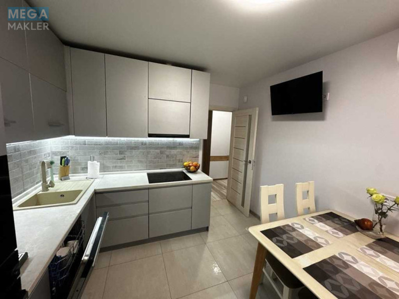 Продаж 2 кімнатної квартири (56/29/10), 2 пов. 6 пов. будинку, <a class="location-link" href="/kiev/" title="Недвижимость Київ">Київ</a>, <a class="location-link" href="/kiev/svyatoshinskij/" title="Недвижимость Святошинський район">Святошинський р-н</a>, Стеценко ул., 75К (изображение 14)