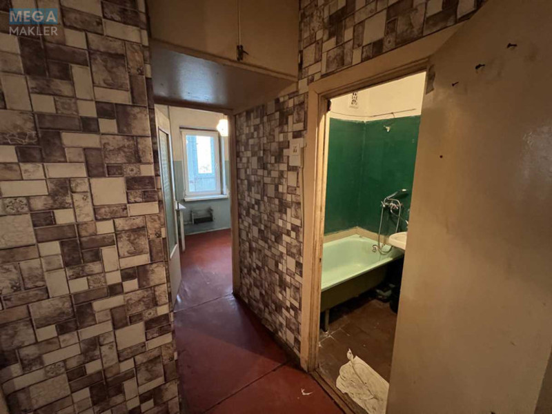 Продаж 1 кімнатної квартири (33/13/6), 4 пов. 10 пов. будинку, <a class="location-link" href="/kiev/" title="Недвижимость Київ">Київ</a>, <a class="location-link" href="/kiev/desnyanskij/" title="Недвижимость Деснянський район">Деснянський р-н</a>, Константина Данькевича ул., 7А (изображение 5)