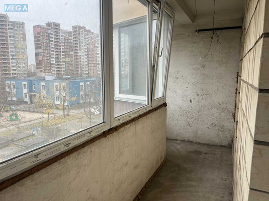 Продаж 1 кімнатної квартири (33/13/6), 4 пов. 10 пов. будинку, <a class="location-link" href="/kiev/" title="Недвижимость Київ">Київ</a>, <a class="location-link" href="/kiev/desnyanskij/" title="Недвижимость Деснянський район">Деснянський р-н</a>, Константина Данькевича ул., 7А (изображение 9)