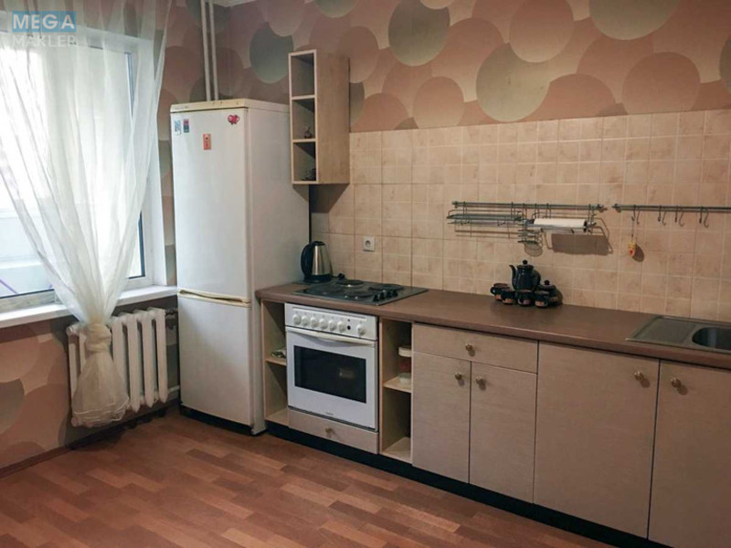 Оренда 1 кімнатної квартири, <a class="location-link" href="/kiev/" title="Недвижимость Київ">Київ</a>, <a class="location-link" href="/kiev/darnickij/" title="Недвижимость Дарницький район">Дарницький р-н</a>, Анни Ахматової вул., 28 (изображение 9)