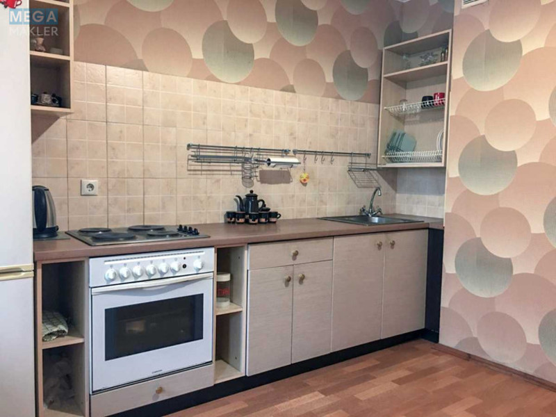 Оренда 1 кімнатної квартири, <a class="location-link" href="/kiev/" title="Недвижимость Київ">Київ</a>, <a class="location-link" href="/kiev/darnickij/" title="Недвижимость Дарницький район">Дарницький р-н</a>, Анни Ахматової вул., 28 (изображение 10)